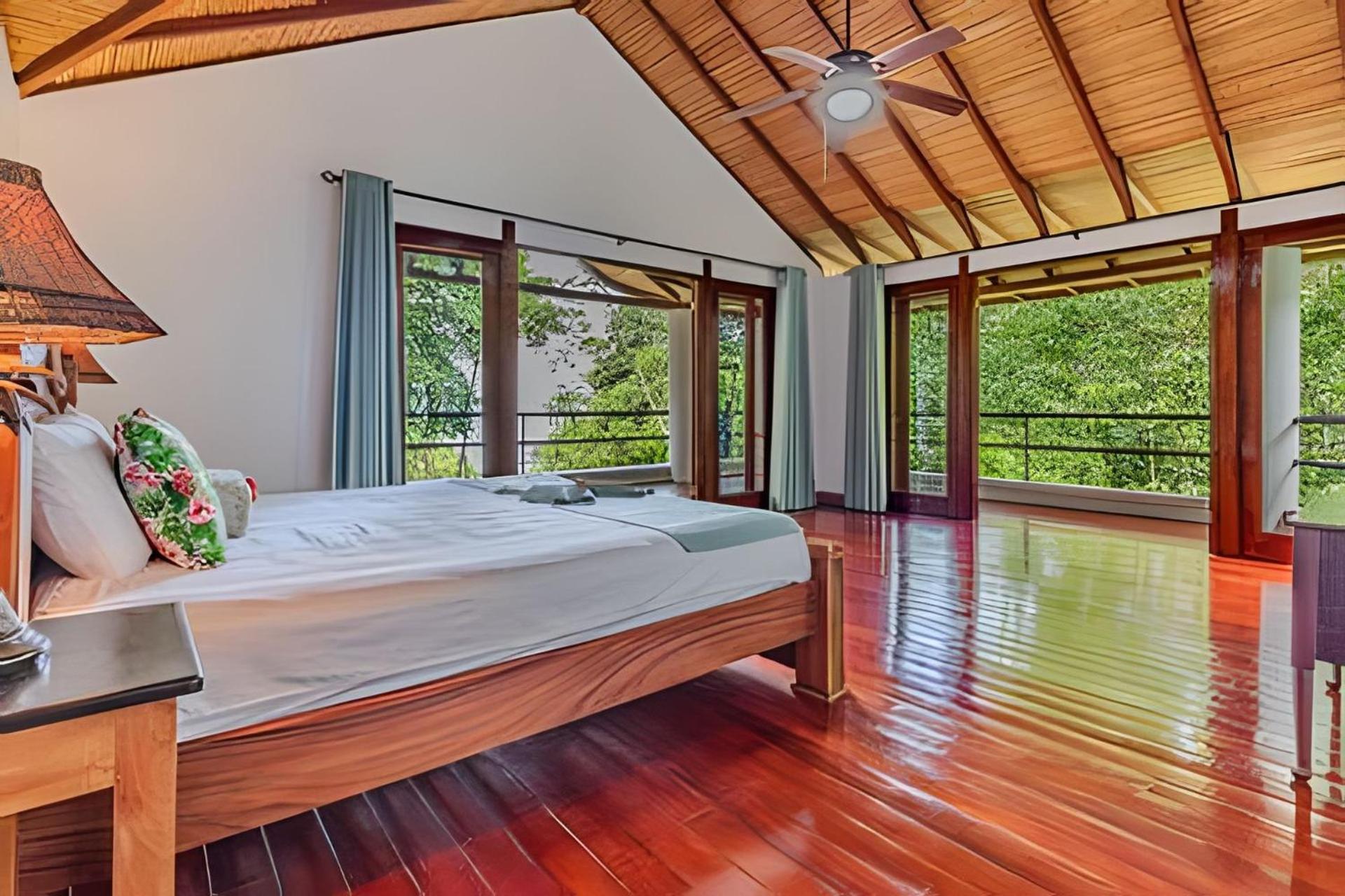 The Jungle Inn Dominicalito Luaran gambar